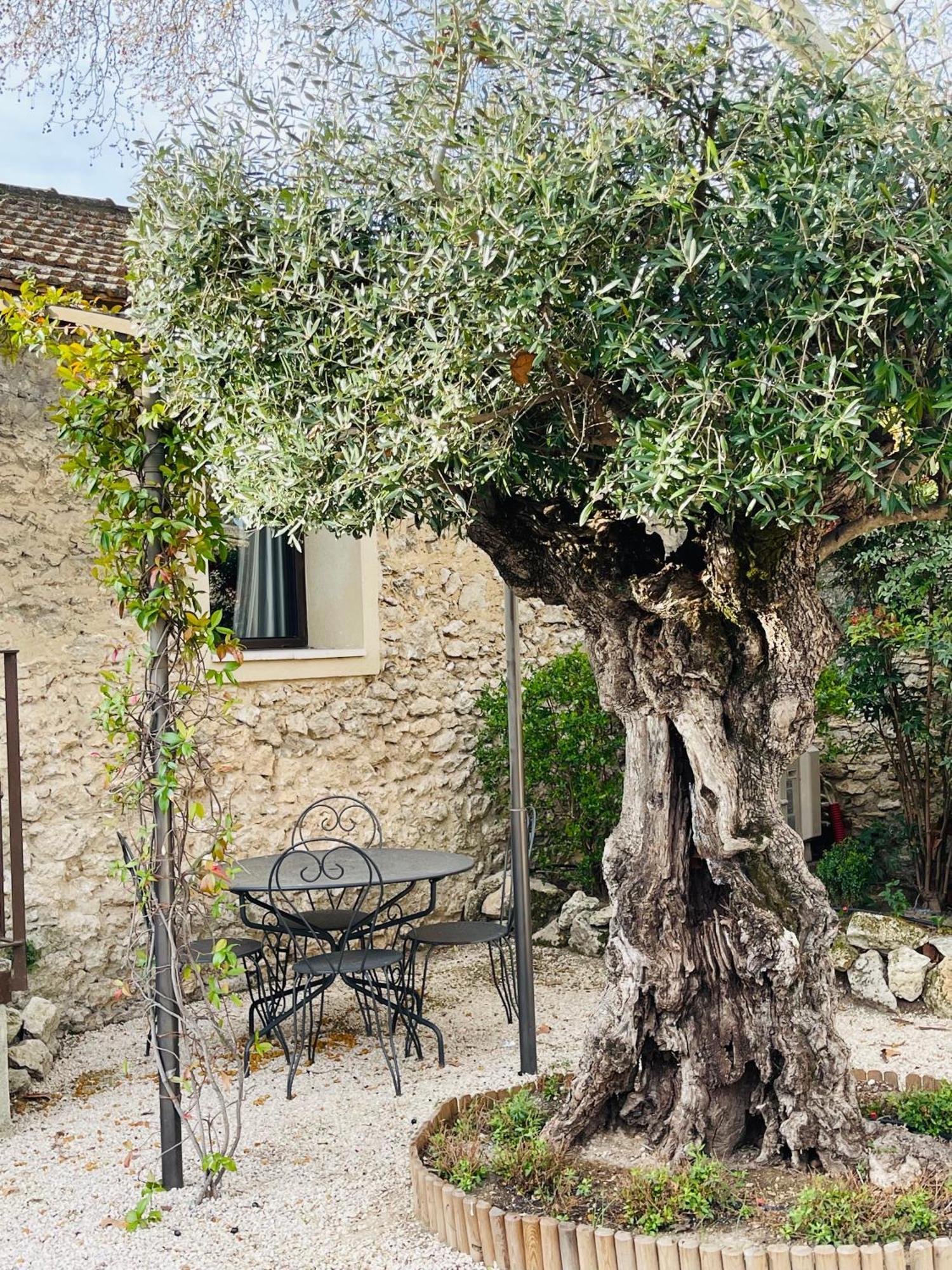 La Bastide Des Songes - Demeure D'Hotes Robion en Luberon Exterior photo